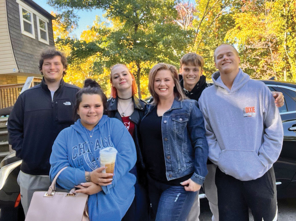 Erica Pefferman and her five kids