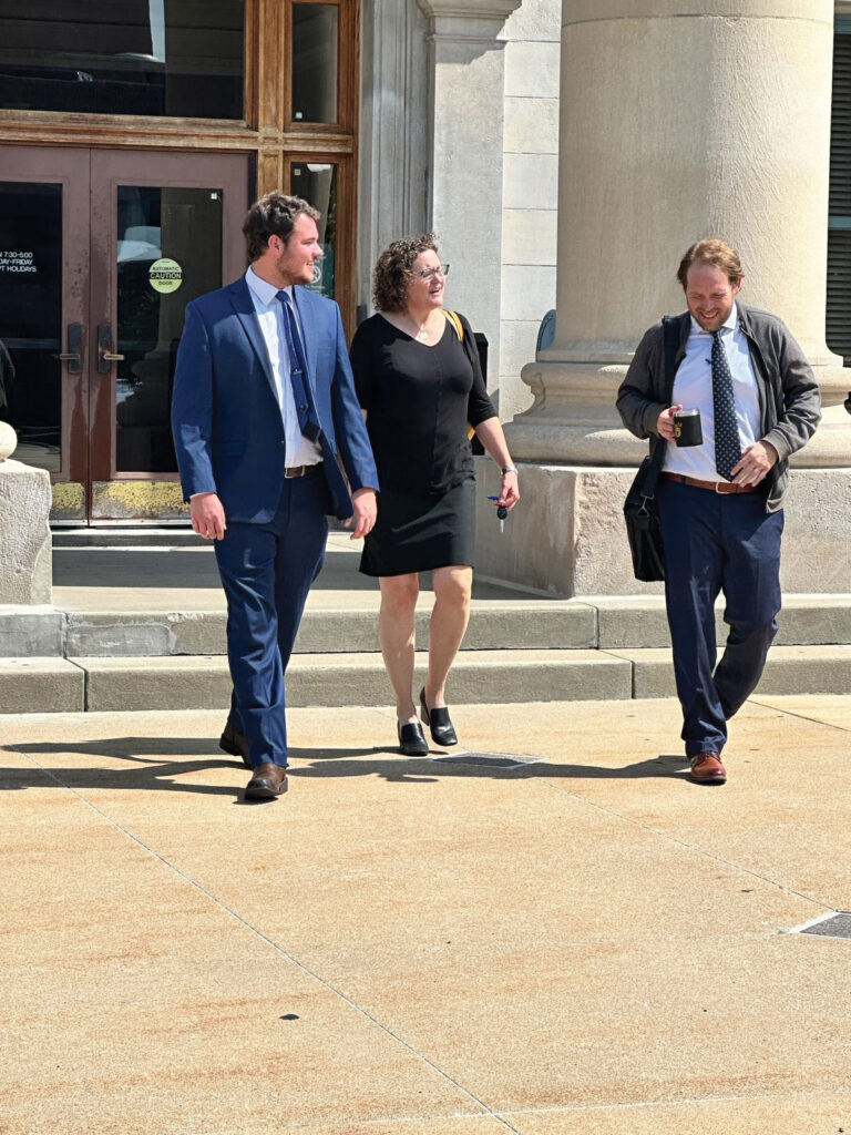 Mid Mo Legal Services Attorneys At Courthouse