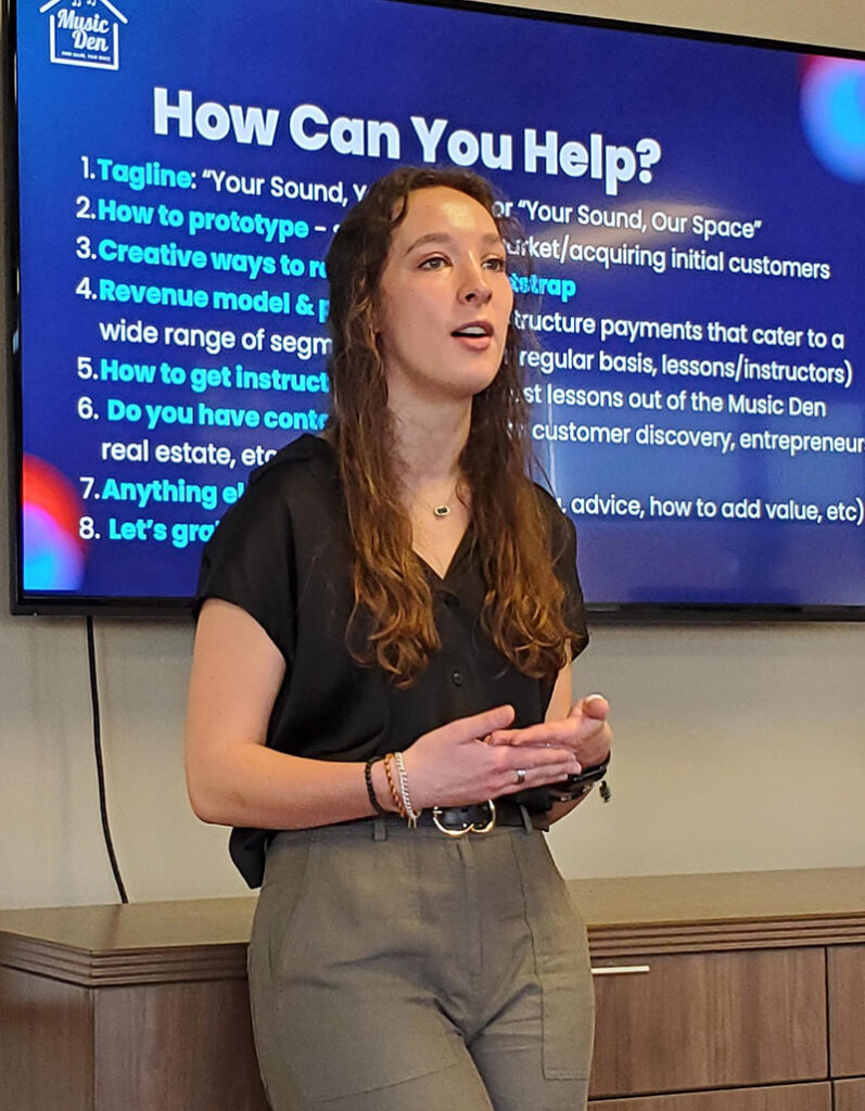 Kiley Grimes makes a presentation at 1 Million Cups Columbia