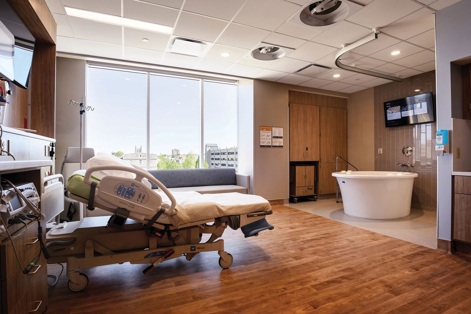 Clinical Integration - Low Intervention Birthing Suite