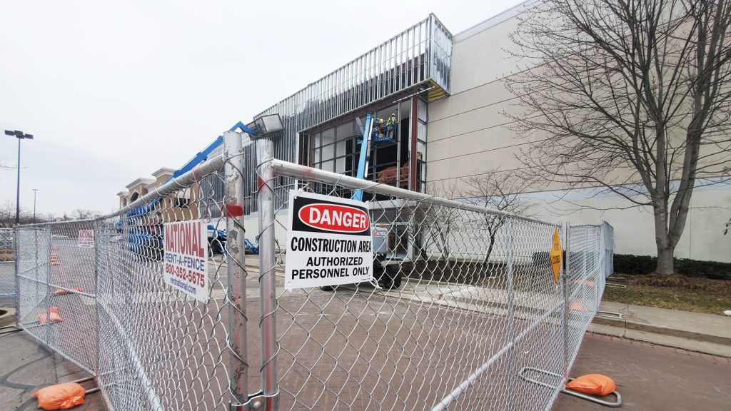 Featured Exterior Construction On The Old Macys Building In Preperation For Trader Joes