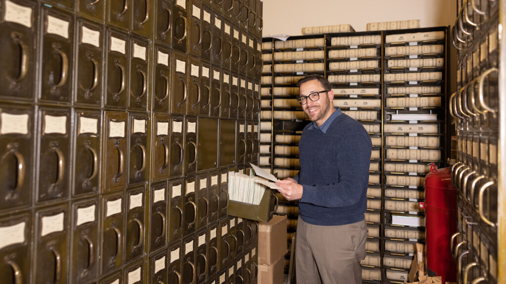 Featured Bob Nolte Boone County Recorder Of Deeds Searching Through Archives