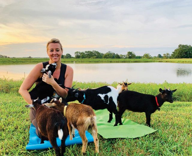 goat-yoga-community-missouri